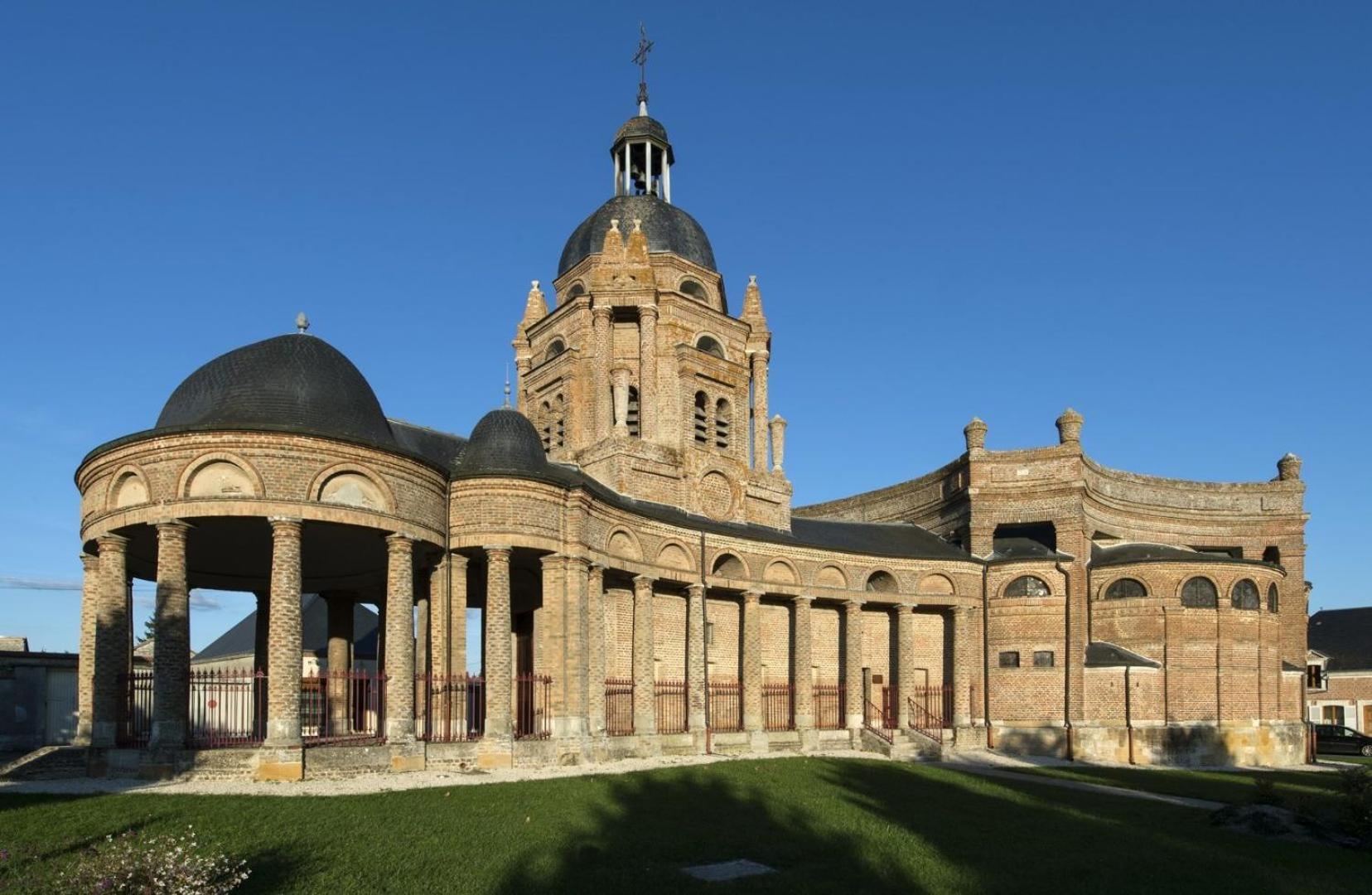 Budget Appart Avec Parking Au Centre-Ville Charleville-Mézières Exteriör bild